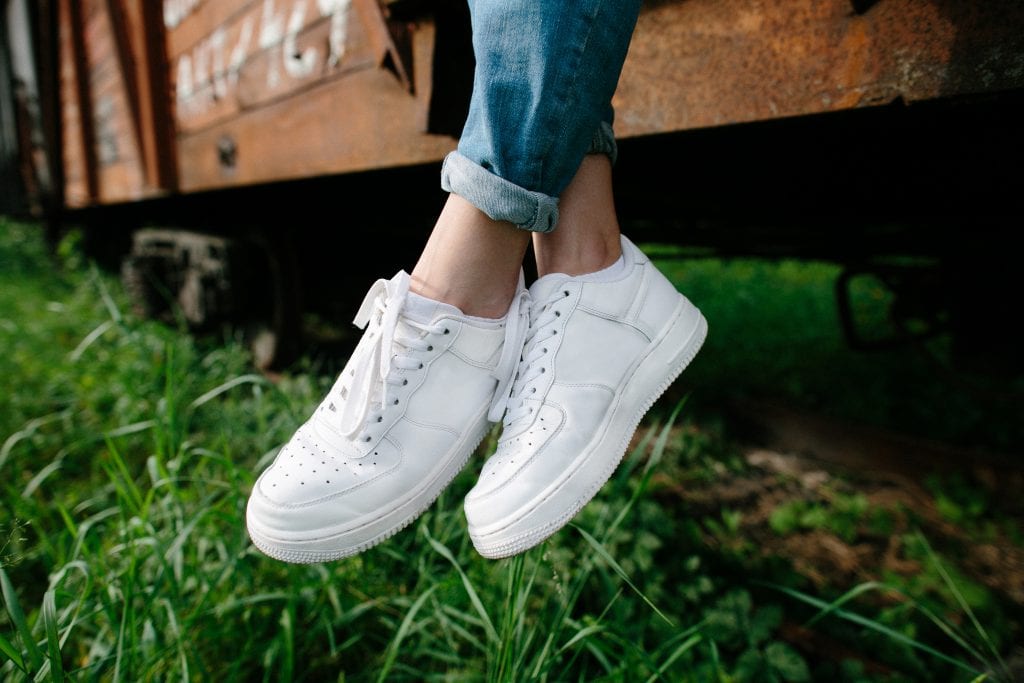 2 Ways to Clean Shoelaces: A Simple Step to Make Your Shoes Look New Again